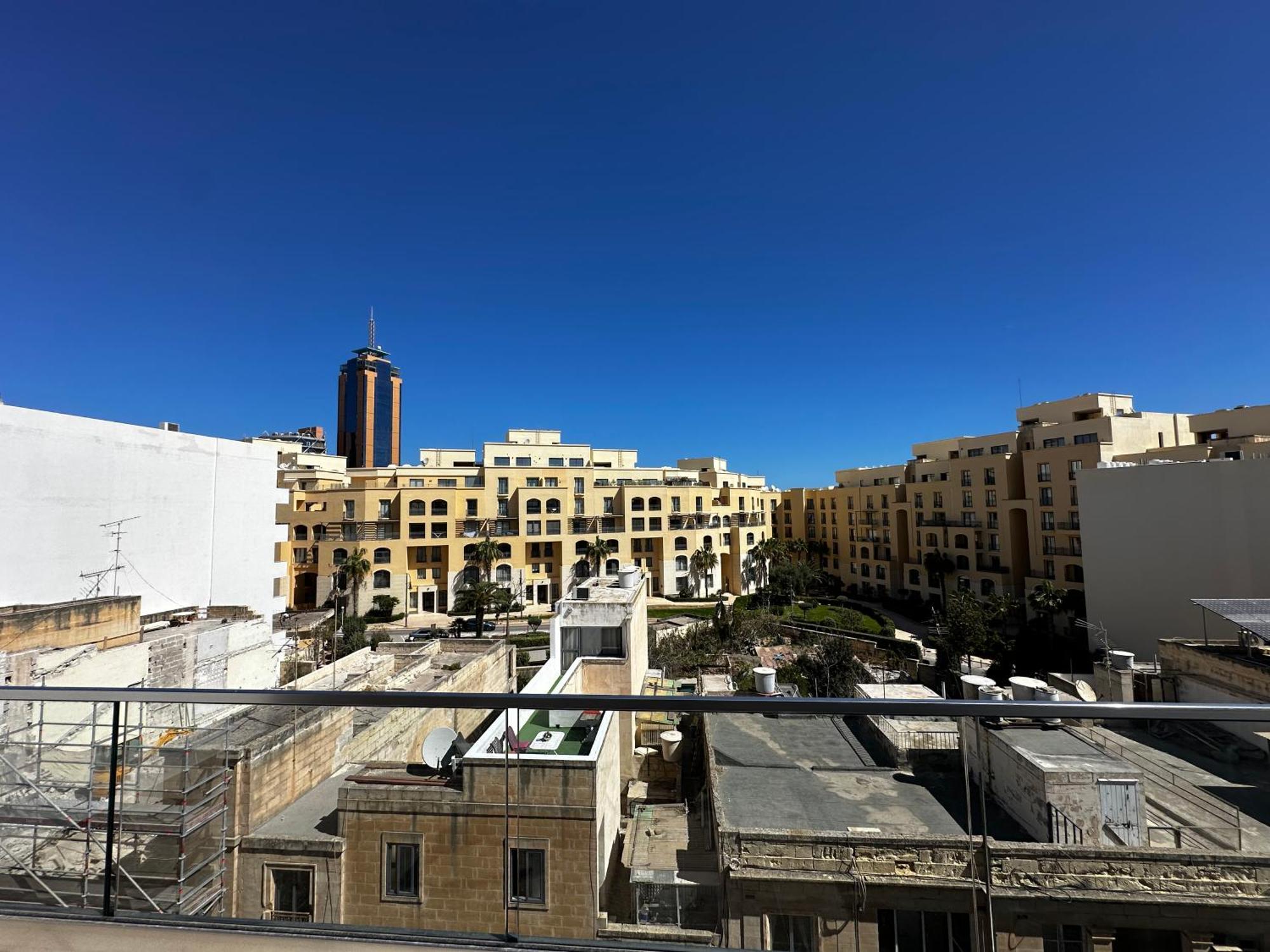 Апартаменты 86 Spinola Bay Сент Джулианс Экстерьер фото