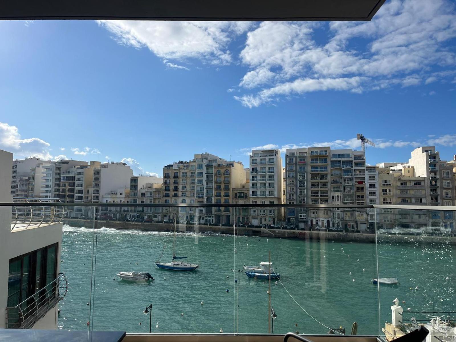 Апартаменты 86 Spinola Bay Сент Джулианс Номер фото